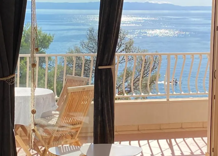 Apartment Mirela Tucepi
