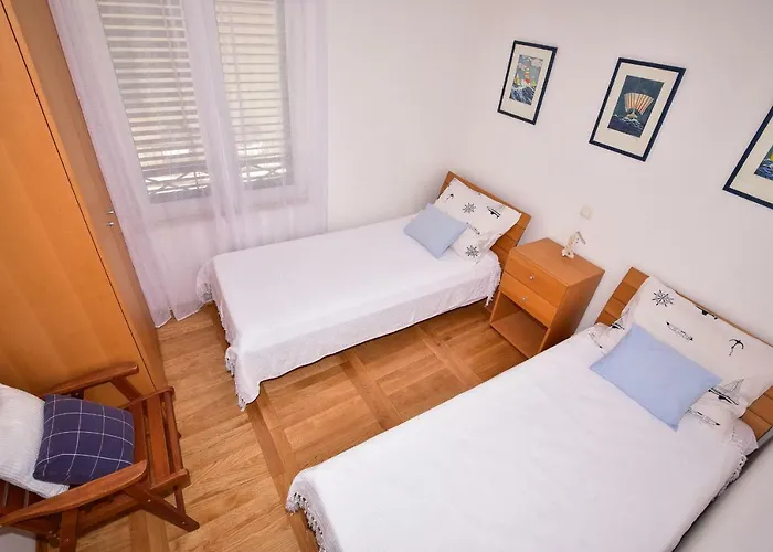 Mirela Apartment
