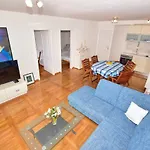 Mirela Appartement