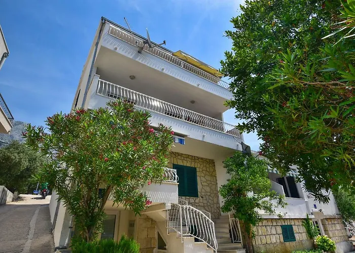 Mirela Apartment *